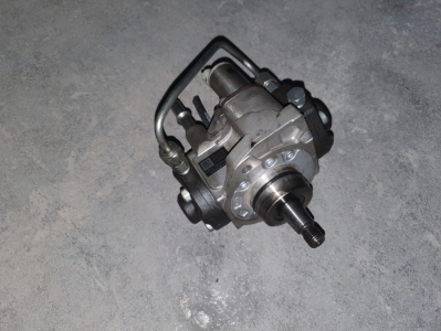 Dieselpomp Opel Astra 1.6 CDTi 2016