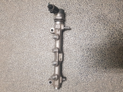 Distributeur de carburant Volkswagen Golf VII 1.6 TDI 16V 2013