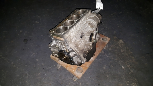 Onderblok Volkswagen Polo 1.4 16v 55 kW 2004
