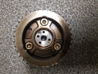 Nokkenas tandwiel inlaat Peugeot 107 1.0 12V 2005