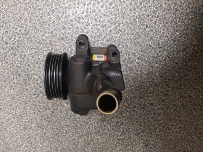 Stuurbekrachtigingspomp Ford Fiesta VI 1.6 16V 2003