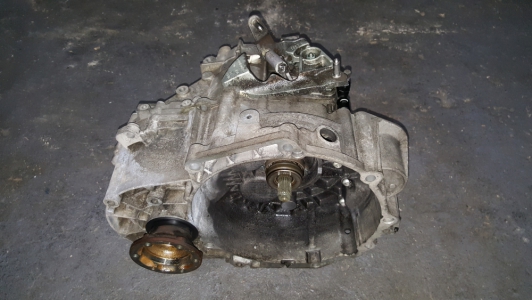 Versnellingsbak Volkswagen Golf 2.0 TFSi 2006 6 bak