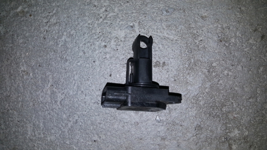 Luchtmassameter Mazda 6 2.0 16v 2005
