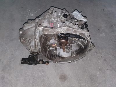 Versnellingsbak Peugeot 308 1.6 e-HDi 2012 6 bak