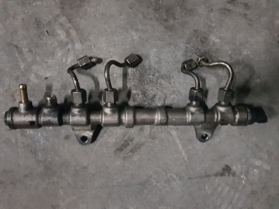 Distributeur de carburant Fiat Grande Punto 1.3 JTD 16V 2010