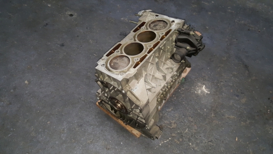 Onderblok Peugeot 307 2.0 16v 100 kW 2005