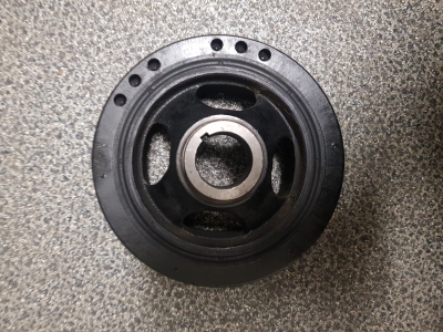 Krukas-poelie Mercedes-Benz ML II 4.0 ML-420 CDI V8 32V 2006