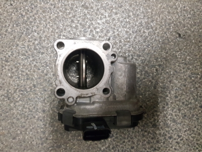Throttle body Citroen Berlingo 1.6 HDI 16V 2012