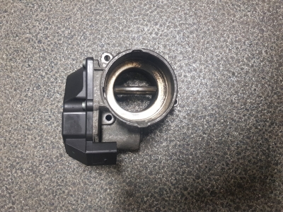 Throttle body Volkswagen Golf V 1.9 TDI 2008