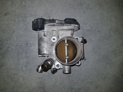 Vanne papillon Opel Astra J 1.6 16V Ecotec 2011