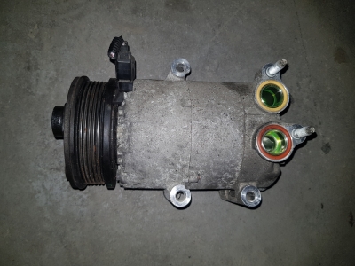 Pompe de climatisation Ford Mondeo IV 2.0 16V 2009
