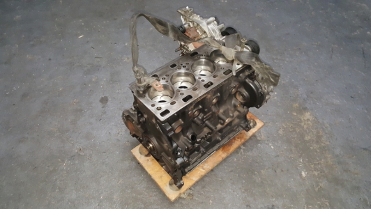 Onderblok Renault Vel Satis 2.2 dCi 110 kW 2005