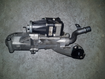 EGR-klep Peugeot 5008 1.6 HDIF 16V 2013