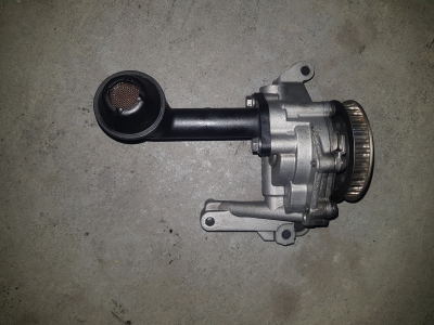 Oliepomp Volkswagen Polo V 1.6 TDI 16V 2012