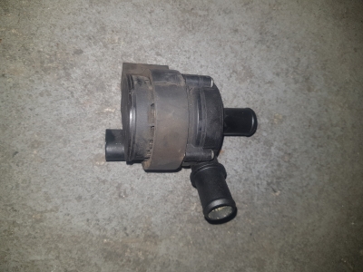 Waterpomp Renault Laguna III 2.0 DCI 16V 2010