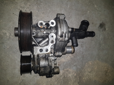 Waterpomp Ford Transit 2.4 TDCI 16V 2007