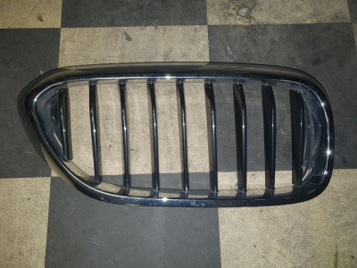Grill BMW G31 2018 rechts