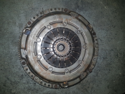 Vliegwiel Volkswagen Polo V 1.6 TDI 16V 2013