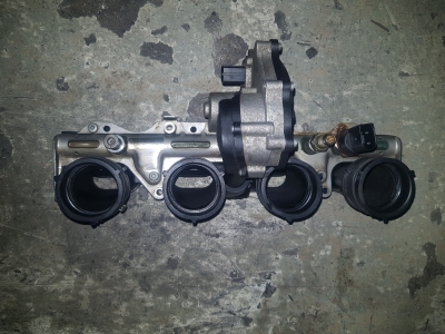 Inlaatspruitstuk Audi A3 2.0 16V FSI 2004