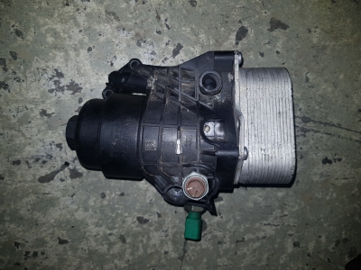 Support de filtre a huile Volkswagen Golf VII 1.6 TDI 16V 2012