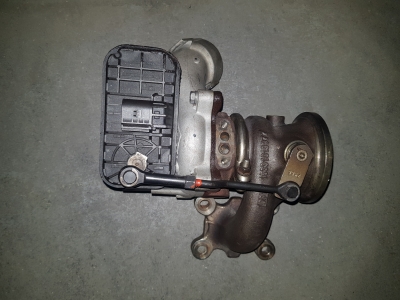 Turbo Volkswagen Polo V 1.0 TSI 12V Bluemotion 2015