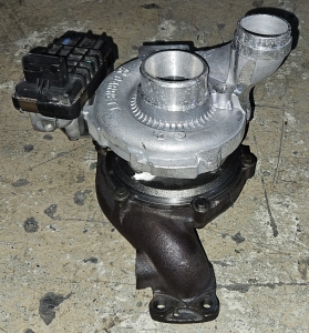 Turbo Mercedes-Benz C207 E350 CDI V6 170 kW 2010