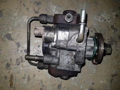 Dieselpomp Ford Transit 2.4 TDCi 16V 2011