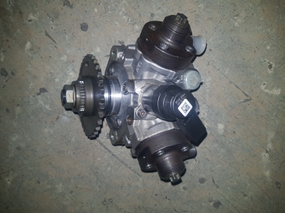 Diesel pump Audi SQ5 3.0 TDI V6 24V 2019