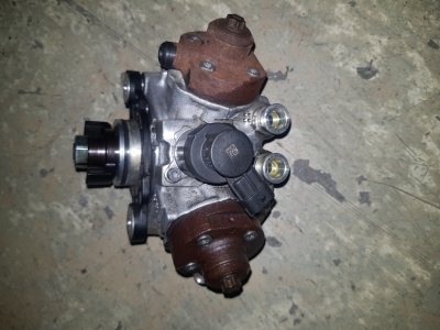 Dieselpomp Volvo XC60 I 2.4 D3 20V 2012