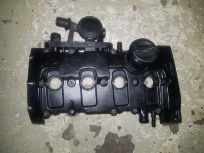 Couvre culasses Audi A3 2.0 TFSI 16V 2005