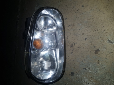 Koplamp-rechts Volkswagen Golf VI 1.6 2000