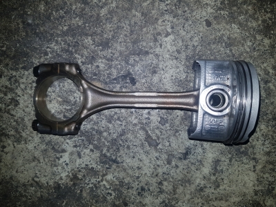 Piston Peugeot 107 1.0 12V 2009