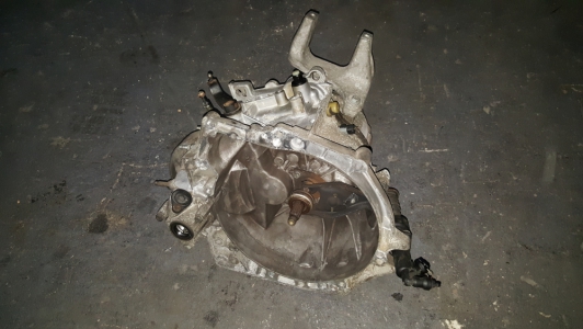 Versnellingsbak Peugeot 407 1.6 HDiF 2008