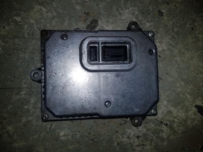 Module xénon Audi A4 2.0 TDI 16V 2004