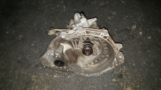 Versnellingsbak Opel Corsa 1.2 16v 2006