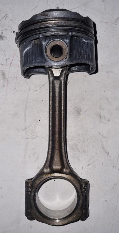 Piston Peugeot 308 1.2 12V e-THP PureTech 2019