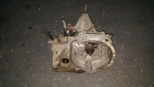 Versnellingsbak Nissan Note 1.4 16v 2006