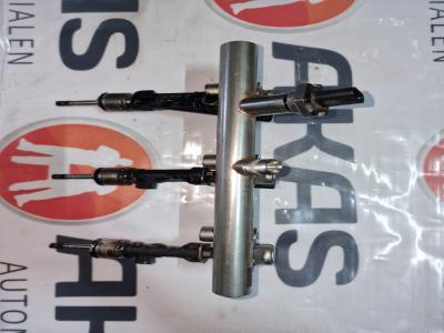 Galerij-injectie Peugeot 5008 II 1.2 12V 2024