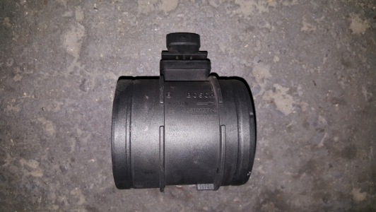 Air mass meter Iveco Daily 35C18 3.0 HPT 2009