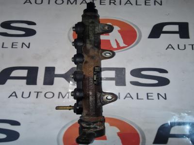 Distributeur de carburant Renault Espace 2.0 DCI 16V 2008