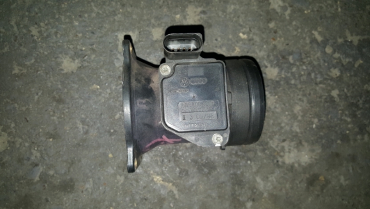 Mètre de masse d'air Audi A3 1.6 2000