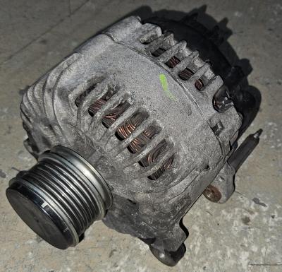 Dynamo Volkswagen Caddy 1.9 TDI 2009
