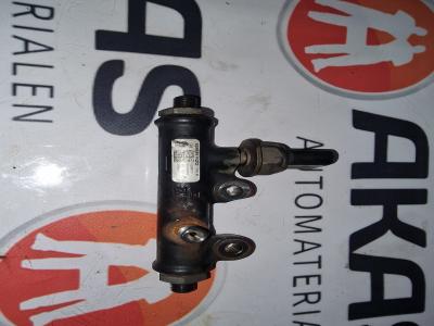 Distributeur de carburant Peugeot 607 2.7 HDiF V6 2007