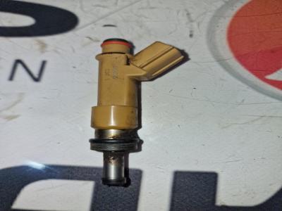 Injector Toyota Prius 1.8 Hybrid 16V 2016