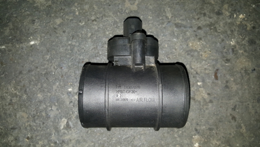 Luchtmassameter Opel Corsa 1.0 12v 2010