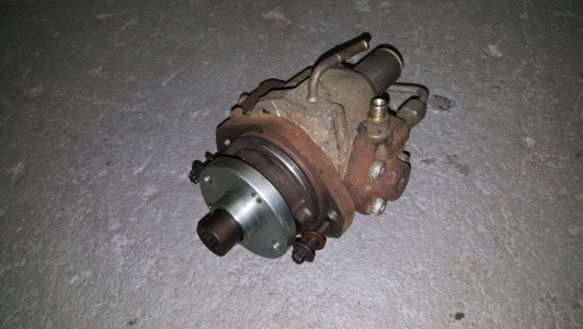 Dieselpomp Nissan Navara 2.5 dCi 2008