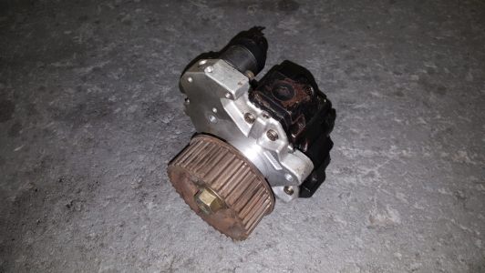Dieselpomp Chrysler Voyager 2.5 CRD 2004