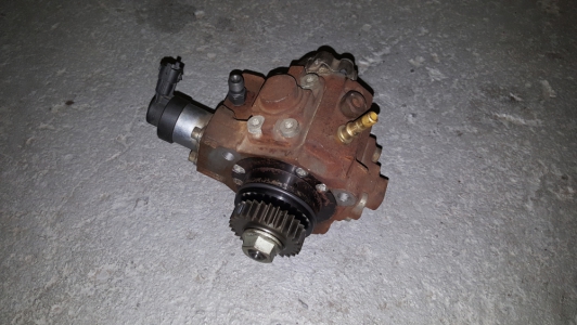 Dieselpomp Renault Laguna 2.0 dCi 2007