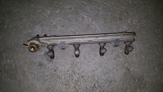 Galerij-injectie Volkswagen Golf 1.4 16v 2001