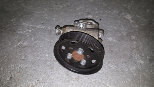 Stuurbekrachtigingspomp Volkswagen New Beetle 1.8 T 20v 2005